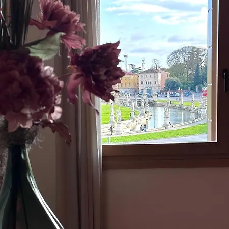 Palazzo Carpediem-prato Della Valle Apartment Padua
